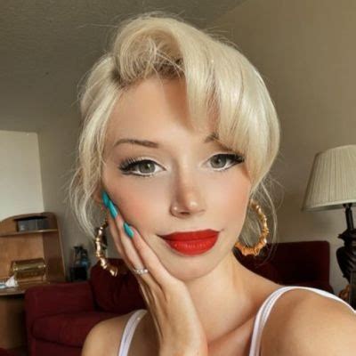 bianca pinup pixie|PinupPixie Biography, Wiki, Age, Height, Son, Career,。